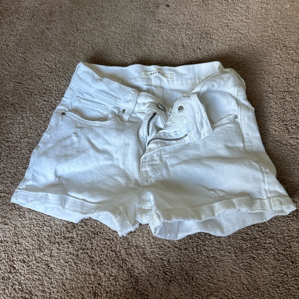 white pacsun jean shorts